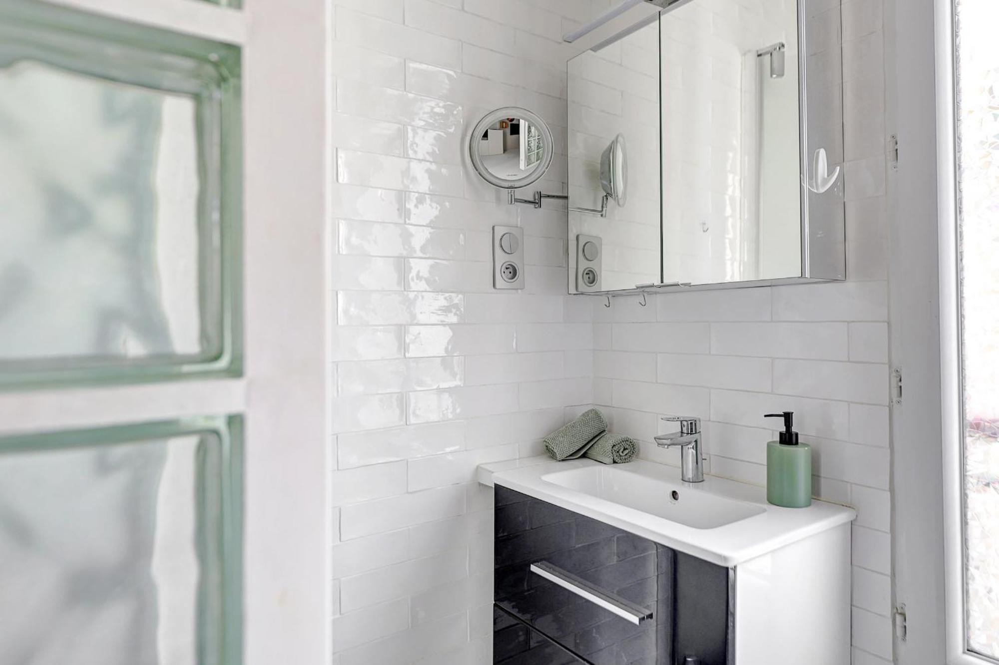 Eiffel Tower & 7th Arrondissement - Cityapartmentstay Parijs